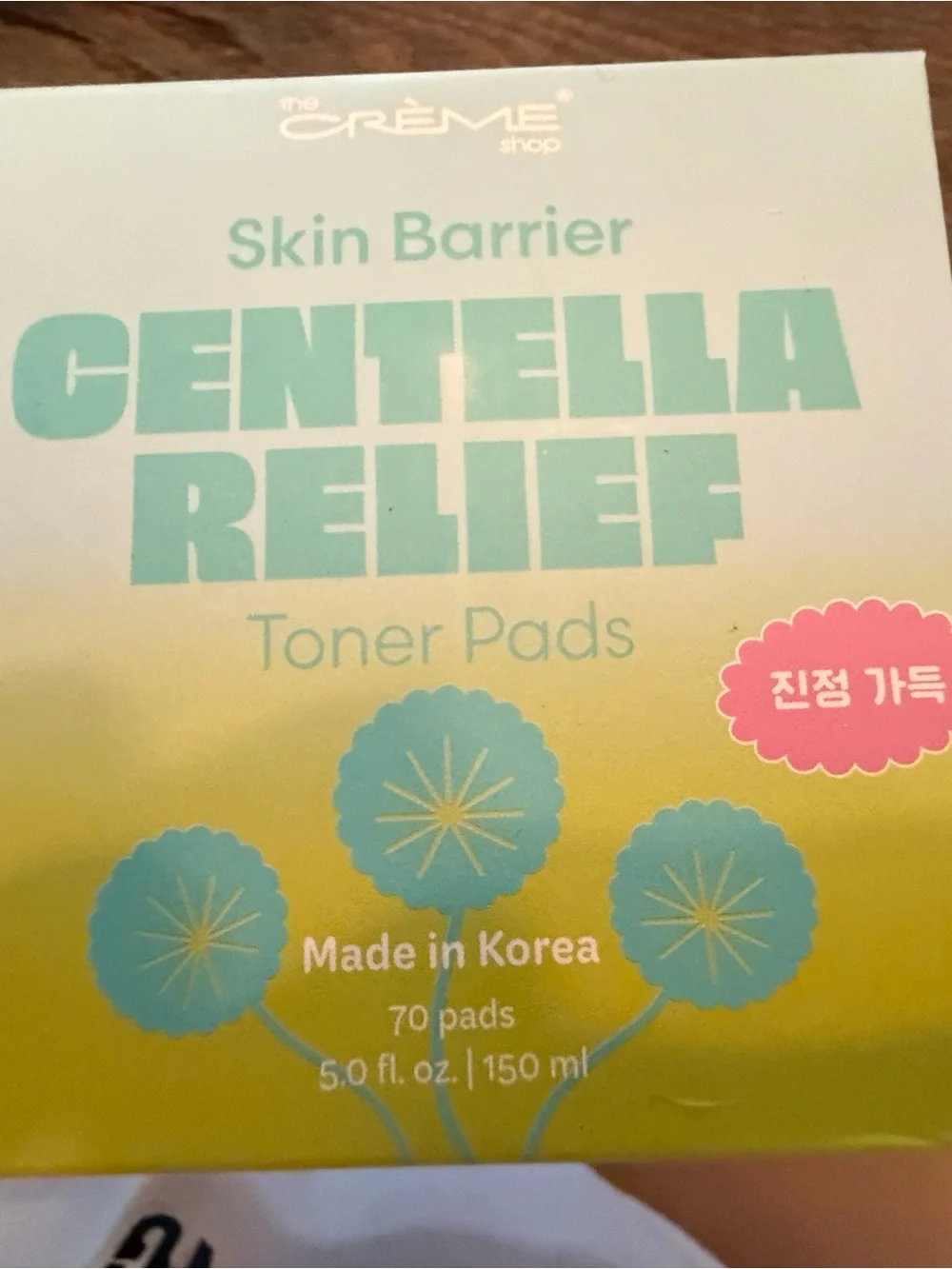 The Crème Shop Centella Relief Toner Pads - Mint & Yellow